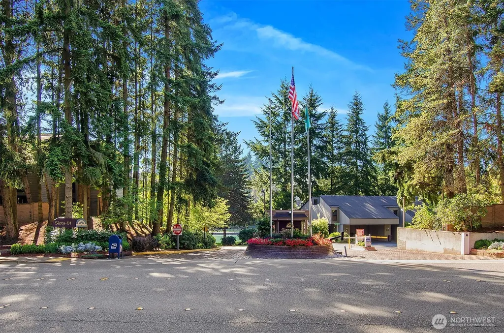6453 139th Place NE Redmond WA 98052