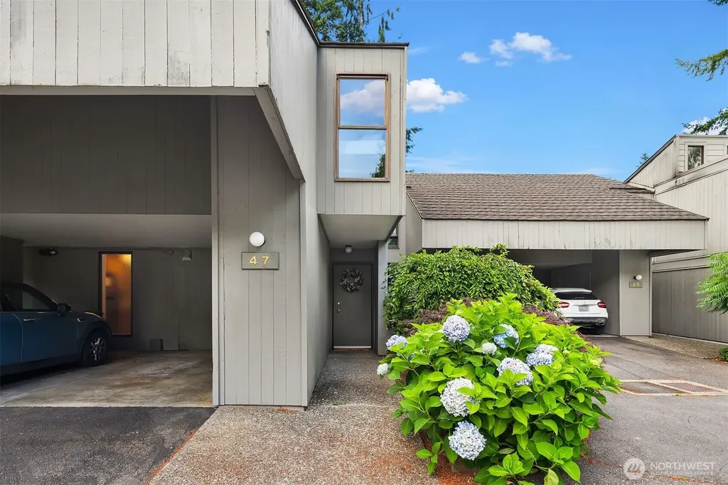 6453 139th Place NE Redmond WA 98052