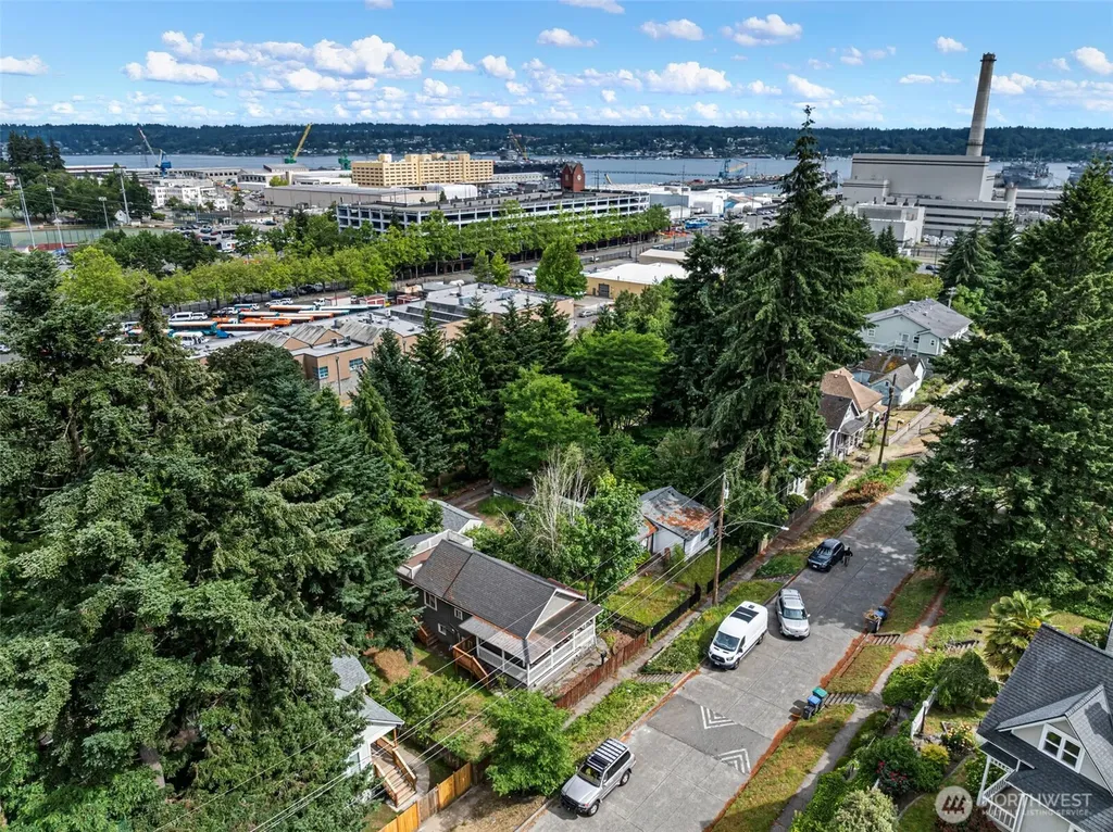 210 S Cambrian Avenue Bremerton WA 98312