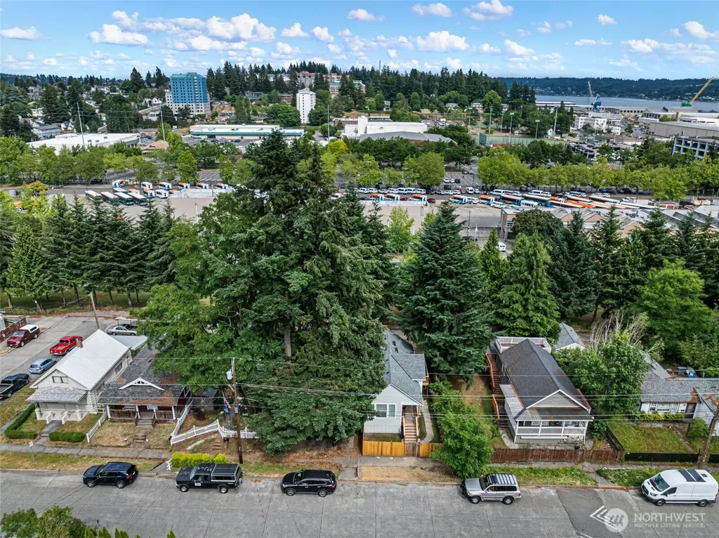 210 S Cambrian Avenue Bremerton WA 98312
