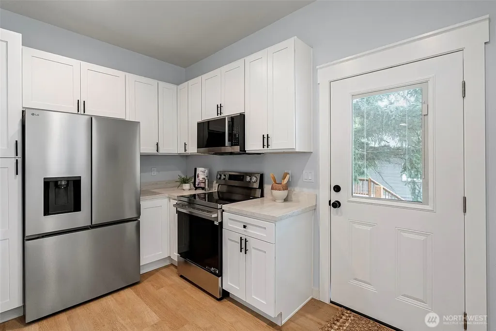 210 S Cambrian Avenue Bremerton WA 98312