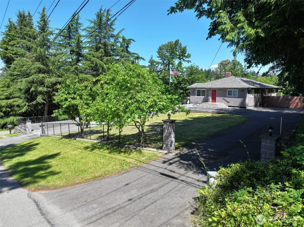 98 31st Avenue Milton WA 98354