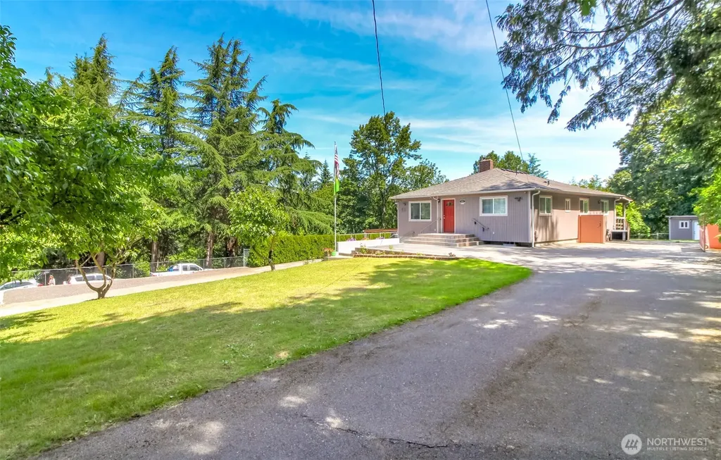 98 31st Avenue Milton WA 98354
