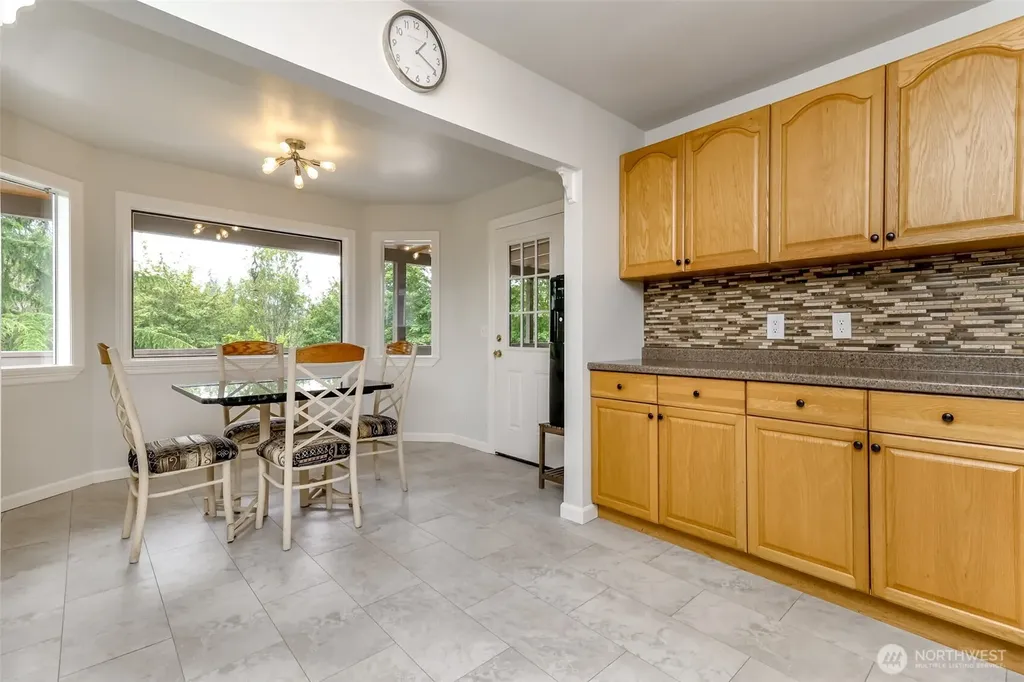 98 31st Avenue Milton WA 98354