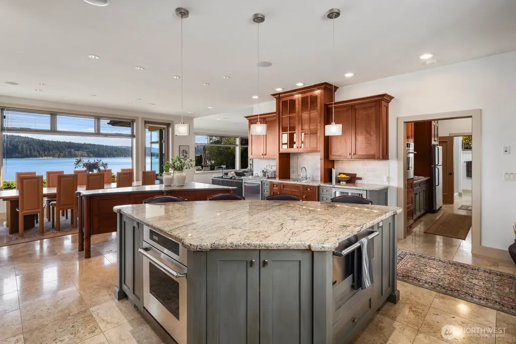 15283 Gibralter Road Anacortes WA 98221