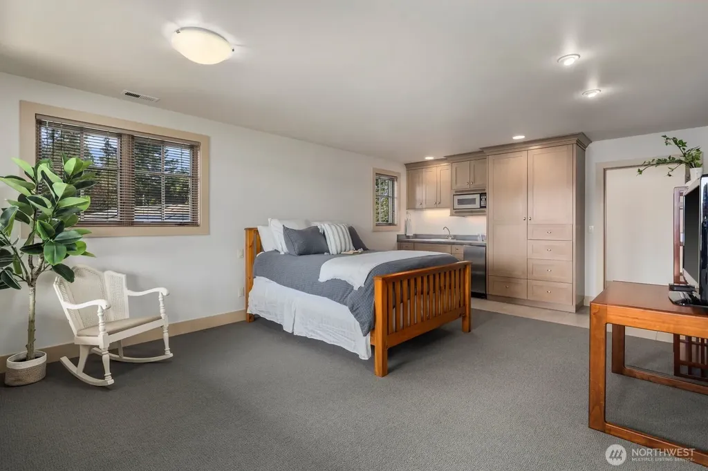 15283 Gibralter Road Anacortes WA 98221