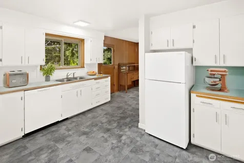 1711 52nd Street SE Everett WA 98203