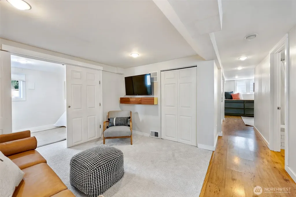 10327 Stone Avenue N Seattle WA 98133