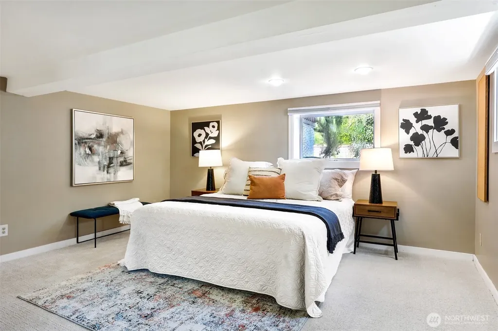 10327 Stone Avenue N Seattle WA 98133