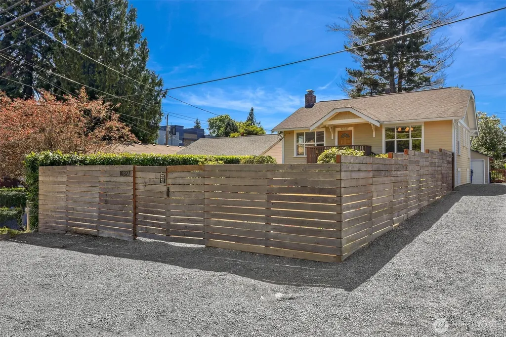 10327 Stone Avenue N Seattle WA 98133