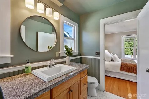 10327 Stone Avenue N Seattle WA 98133