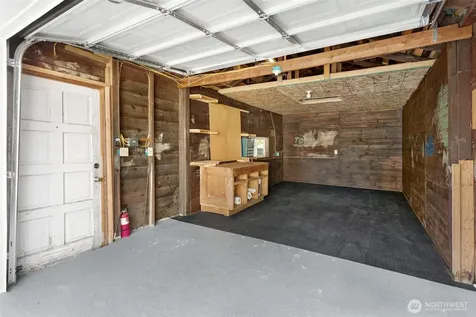 10327 Stone Avenue N Seattle WA 98133