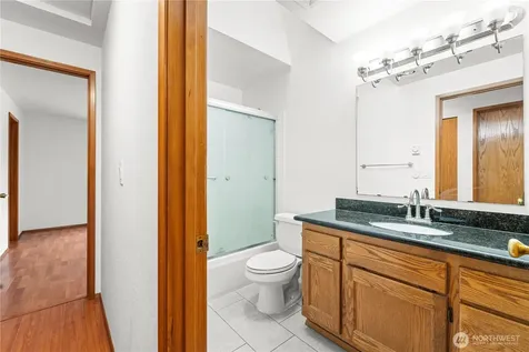 2616 130th Street NE Seattle WA 98125