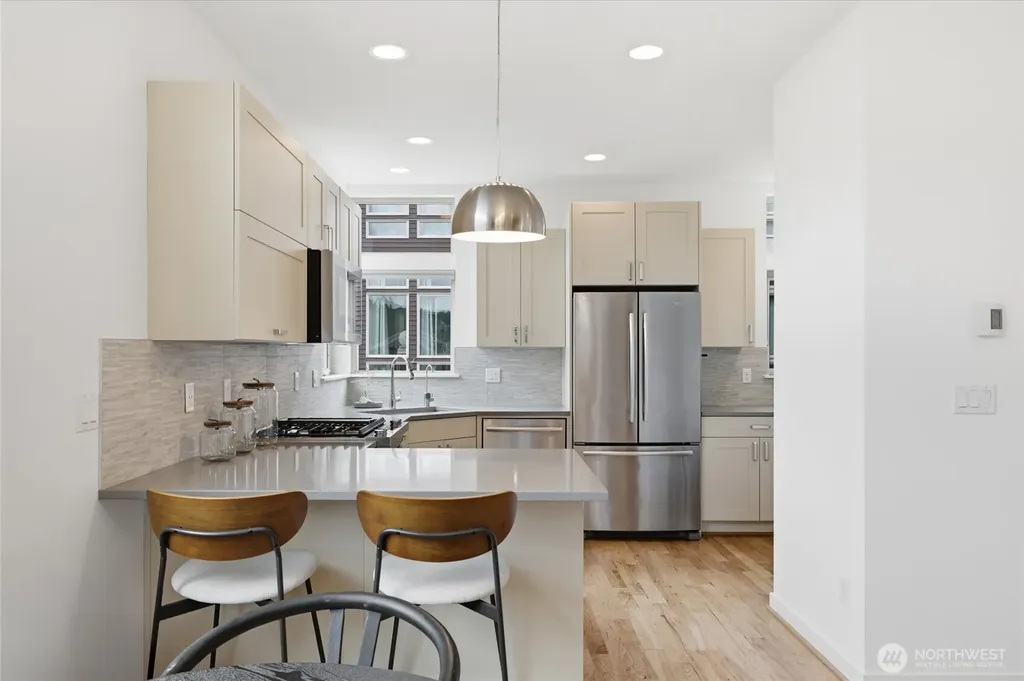 316 NW 41st Street Seattle WA 98107