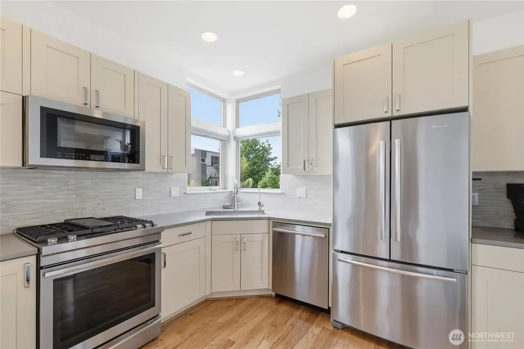316 NW 41st Street Seattle WA 98107