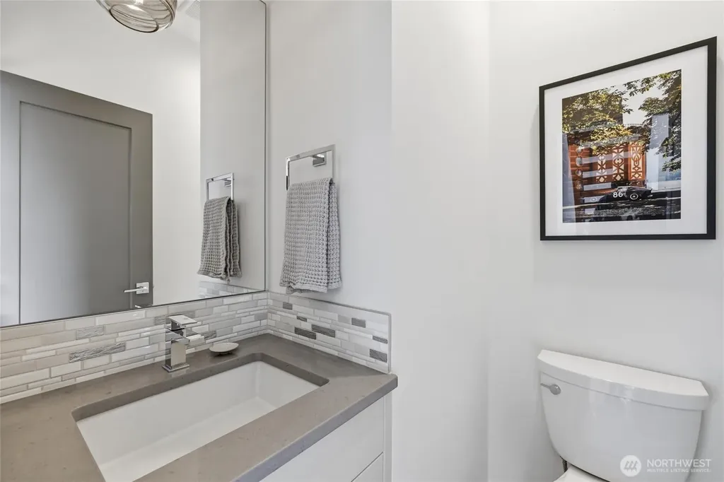 316 NW 41st Street Seattle WA 98107
