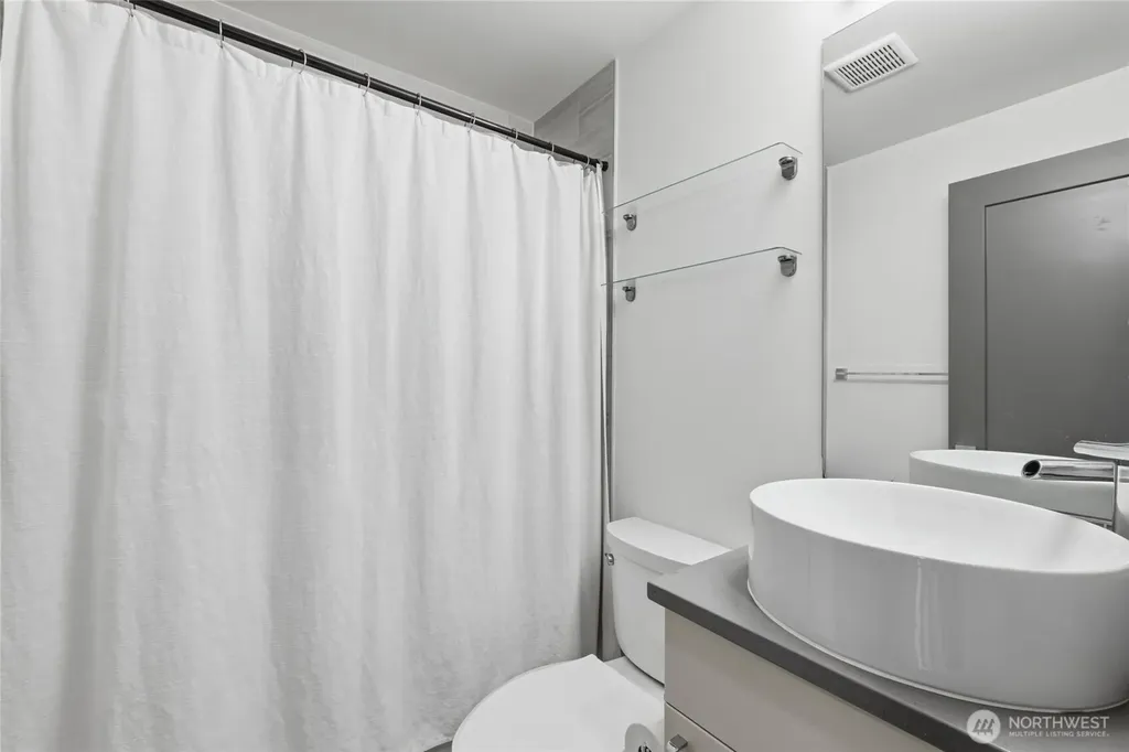316 NW 41st Street Seattle WA 98107