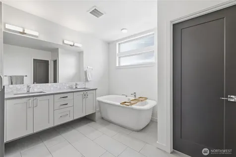 316 NW 41st Street Seattle WA 98107