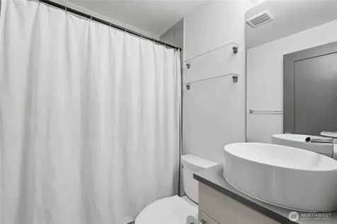 316 NW 41st Street Seattle WA 98107