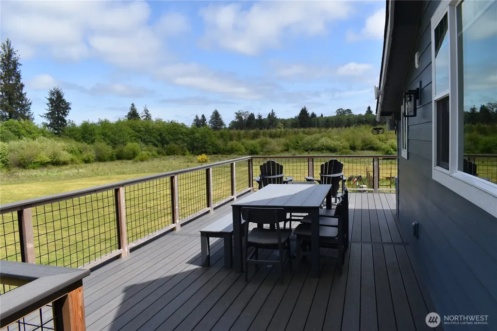 1518 Ocean Beach Road Hoquiam WA 98550
