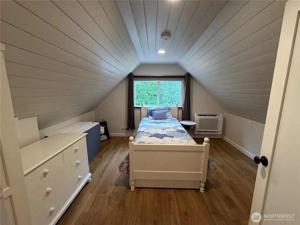 1518 Ocean Beach Road Hoquiam WA 98550