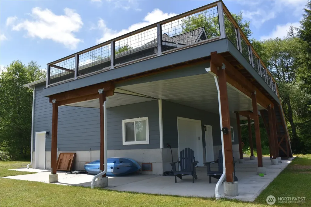 1518 Ocean Beach Road Hoquiam WA 98550