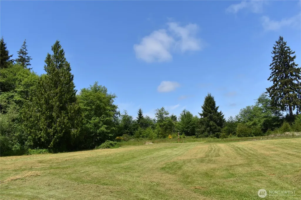 1518 Ocean Beach Road Hoquiam WA 98550