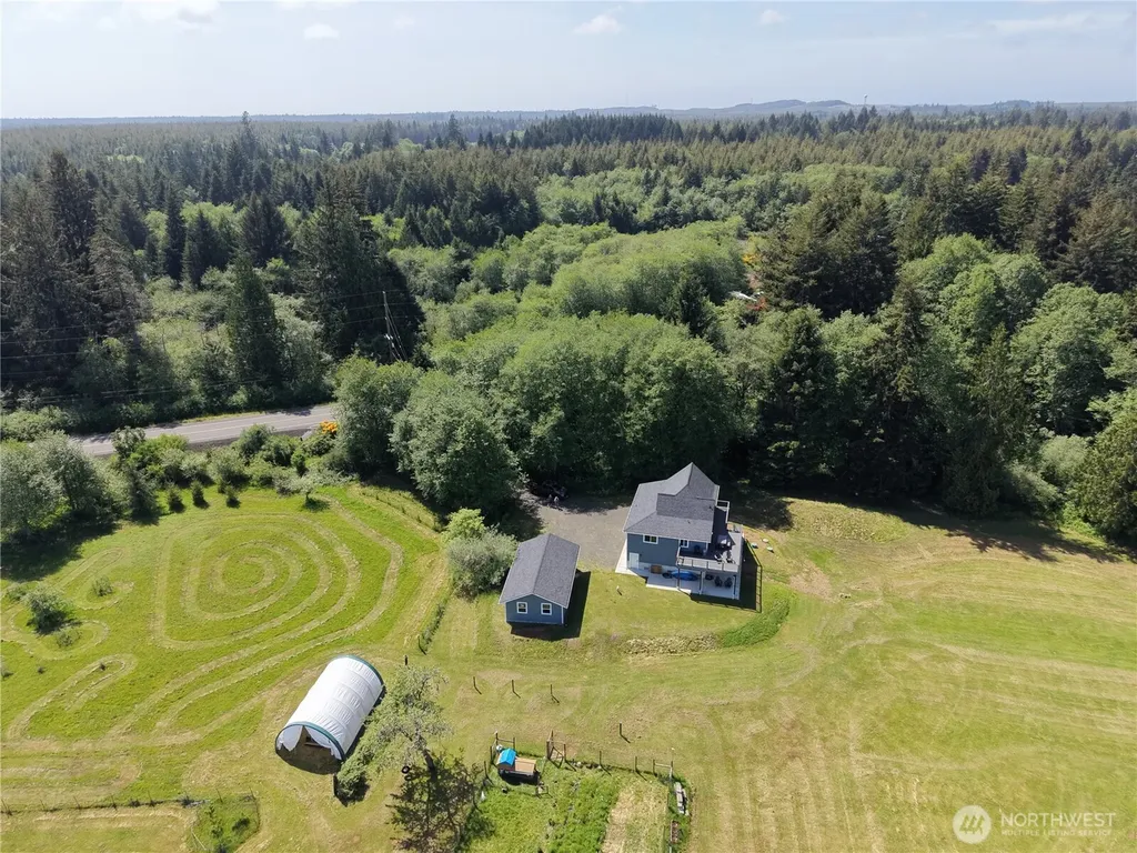 1518 Ocean Beach Road Hoquiam WA 98550
