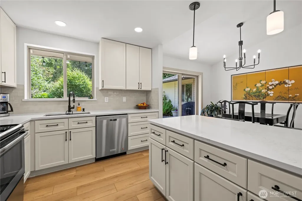 16516 133rd Place SE Renton WA 98058