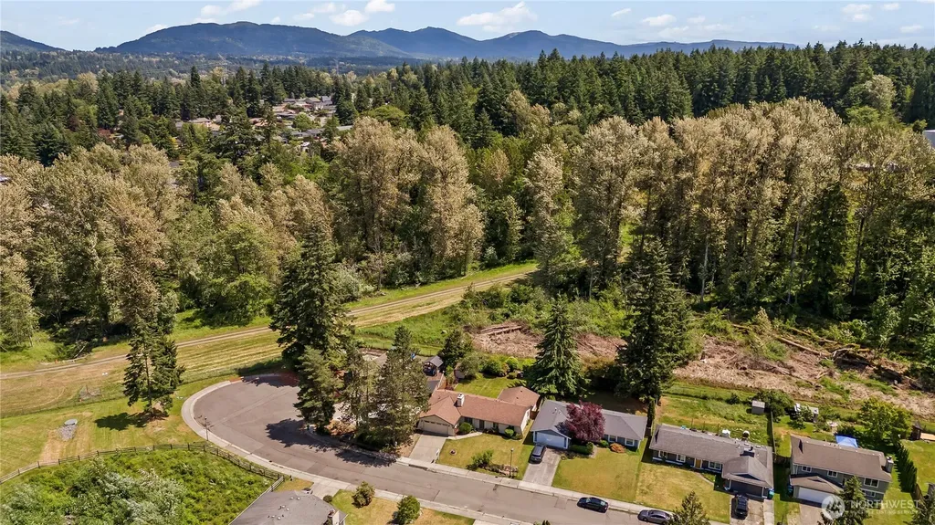 16516 133rd Place SE Renton WA 98058