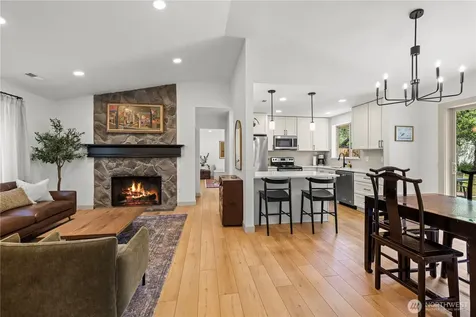 16516 133rd Place SE Renton WA 98058