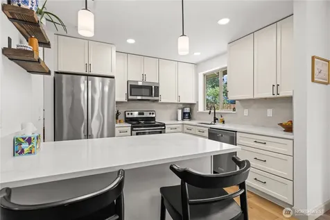 16516 133rd Place SE Renton WA 98058