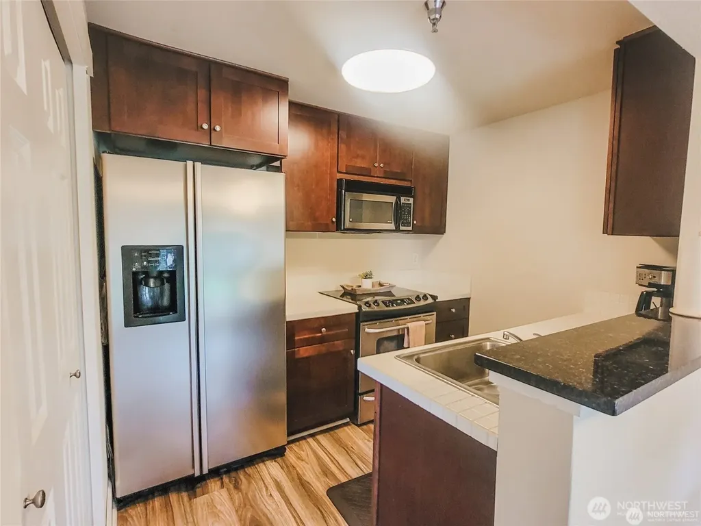 1835 S 286th Lane Federal Way WA 98003