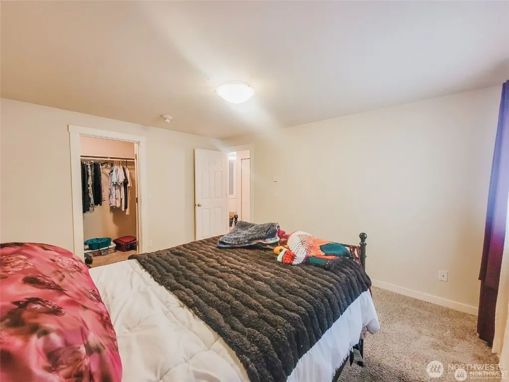 1835 S 286th Lane Federal Way WA 98003