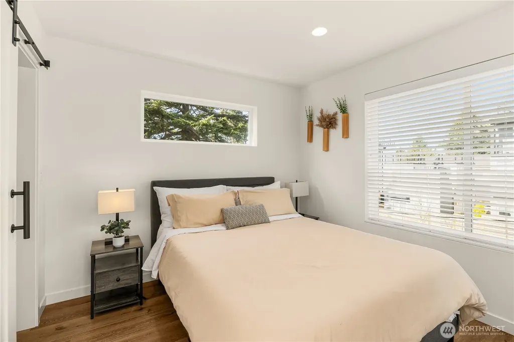 1407 N 103rd Street Seattle WA 98133