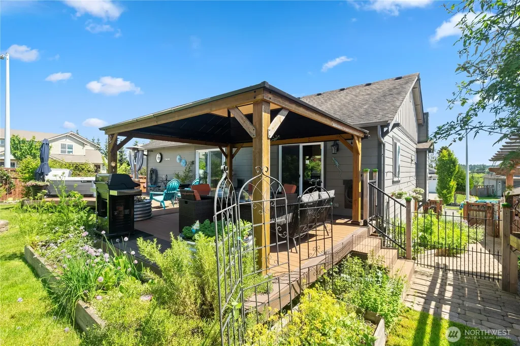 27818 71st Avenue NW Stanwood WA 98292