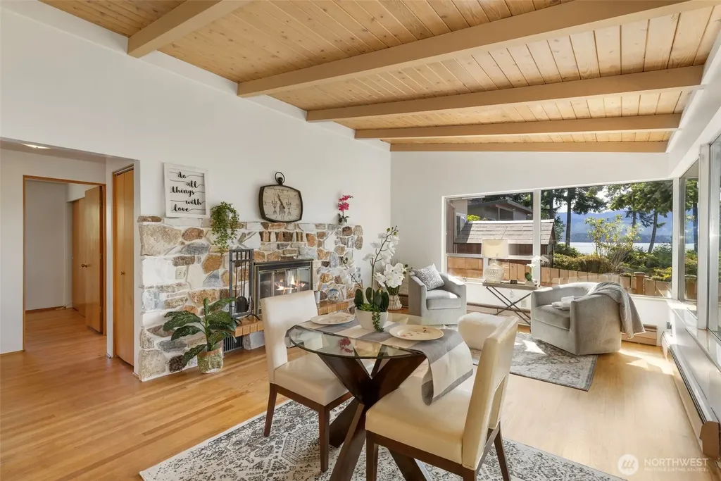 14358 NW Rhoda Lane Seabeck WA 98380