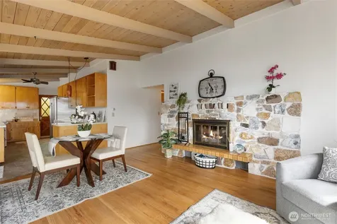 14358 NW Rhoda Lane Seabeck WA 98380