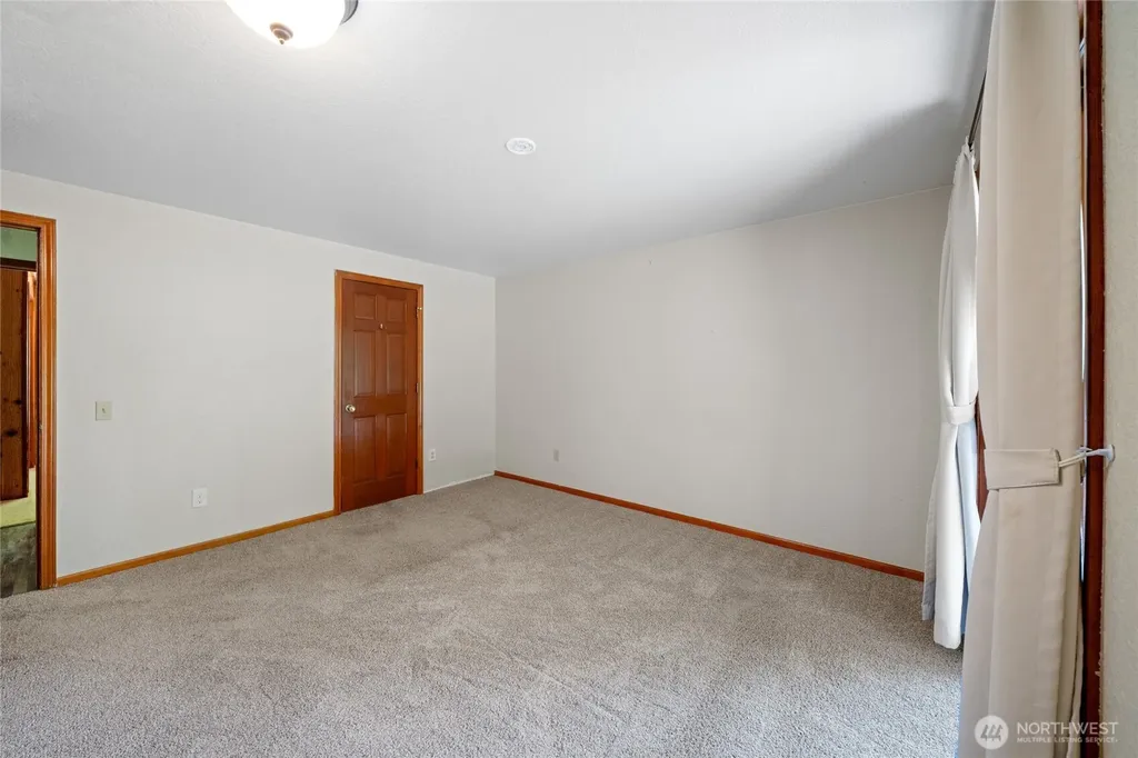 211 E Aycliffe Drive Shelton WA 98584