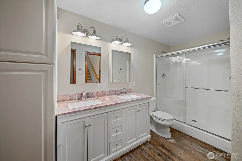211 E Aycliffe Drive Shelton WA 98584