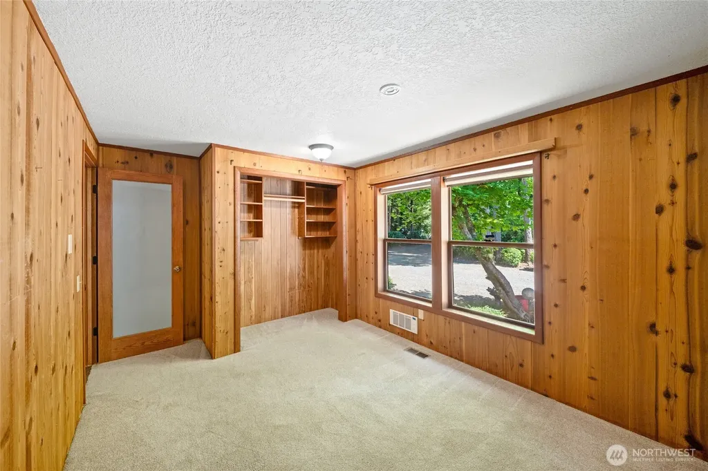 211 E Aycliffe Drive Shelton WA 98584