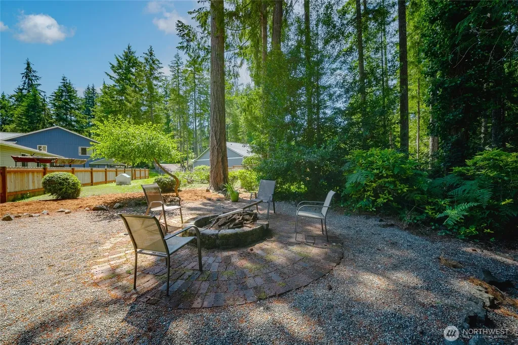 211 E Aycliffe Drive Shelton WA 98584