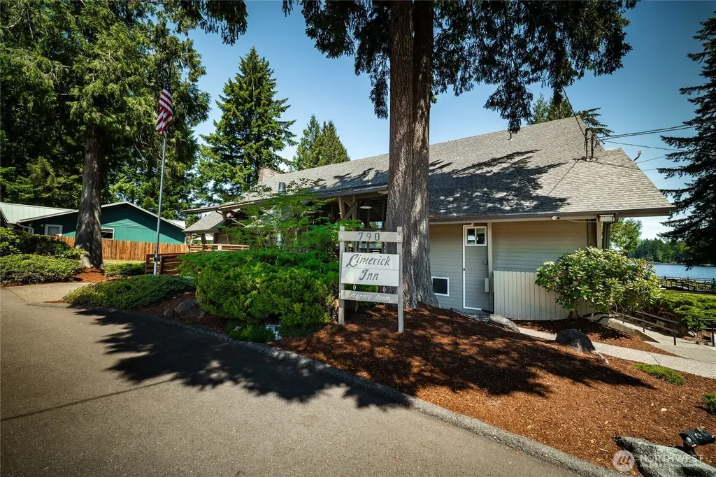 211 E Aycliffe Drive Shelton WA 98584