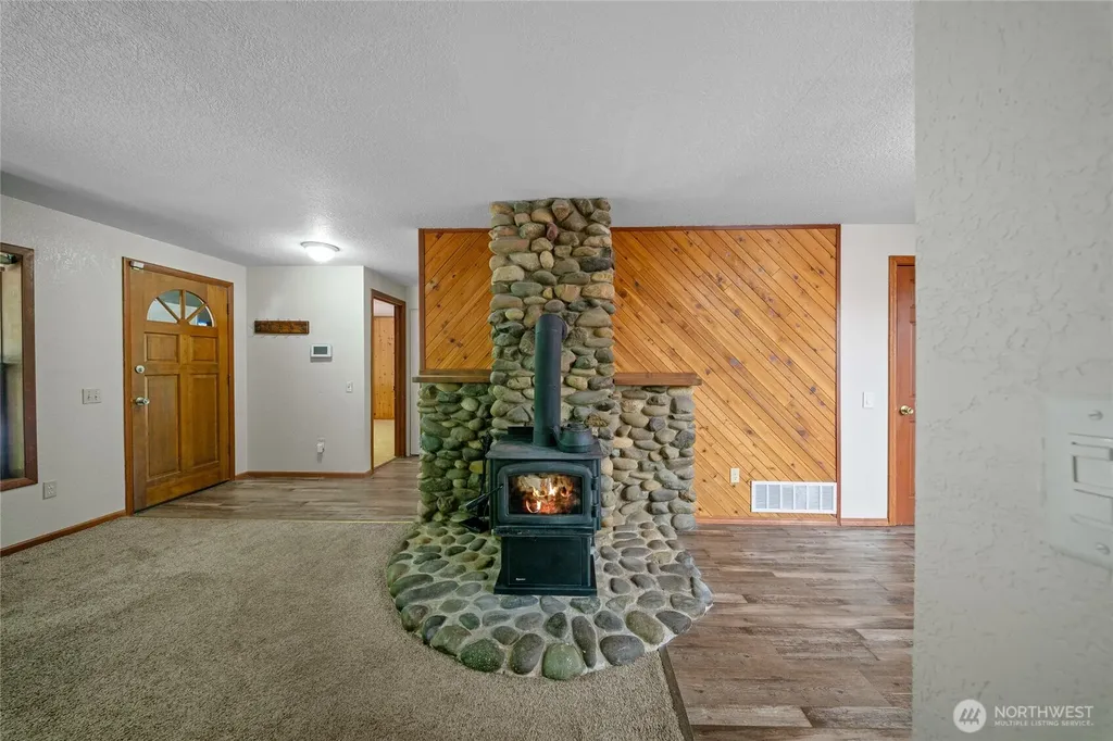 211 E Aycliffe Drive Shelton WA 98584