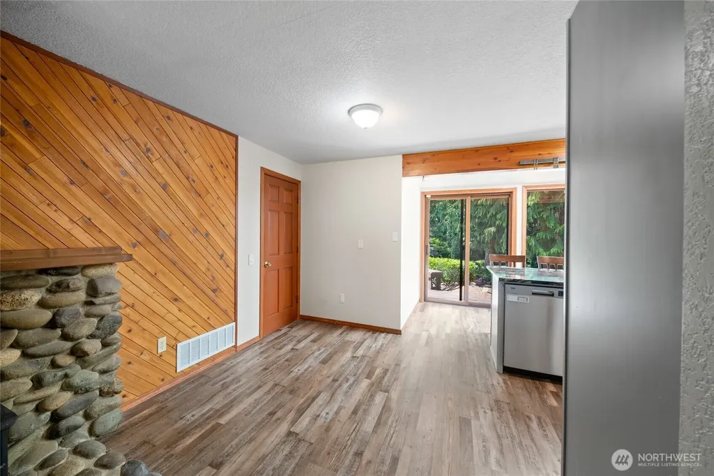 211 E Aycliffe Drive Shelton WA 98584