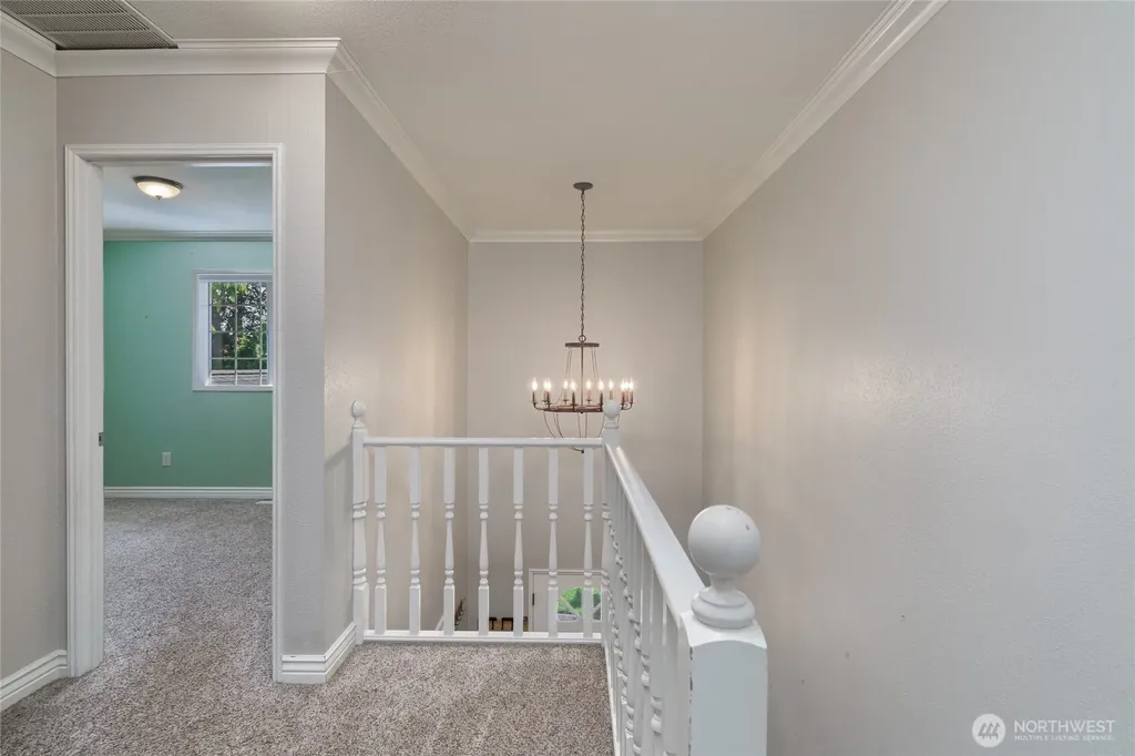 2003 Woodridge Avenue Mount Vernon WA 98273