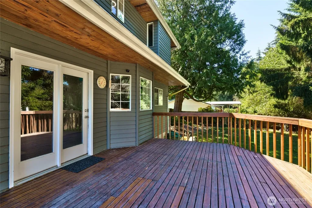 2003 Woodridge Avenue Mount Vernon WA 98273