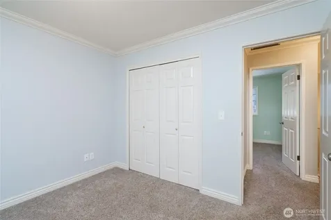 2003 Woodridge Avenue Mount Vernon WA 98273