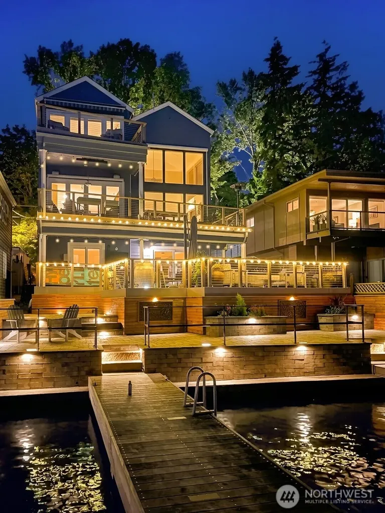 6007 Hazelwood Lane SE Bellevue WA 98006