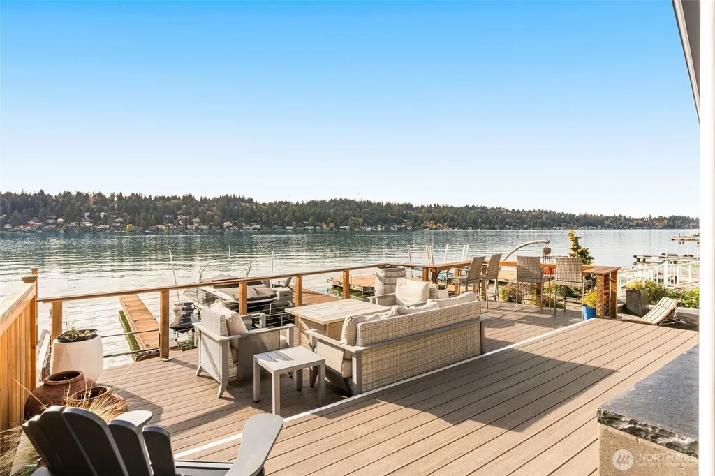 6007 Hazelwood Lane SE Bellevue WA 98006